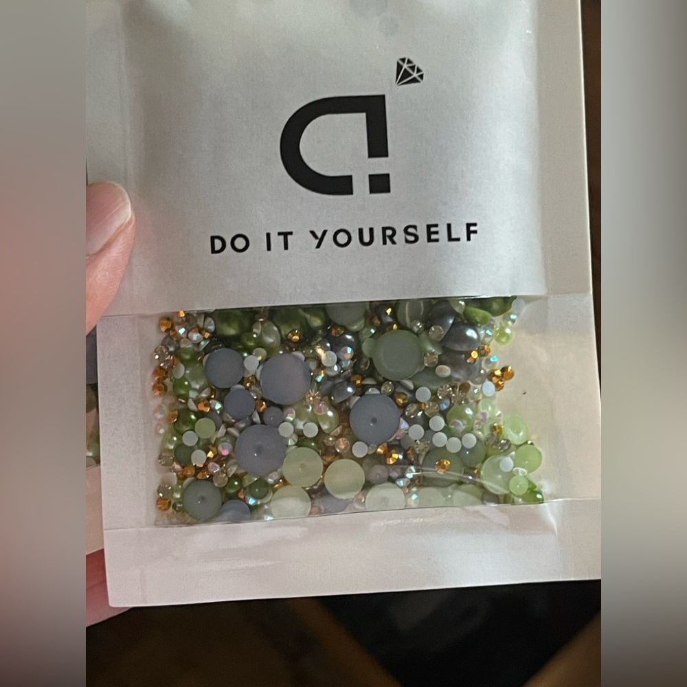 Source Unknown DIY Bead Kit - Green and Gold